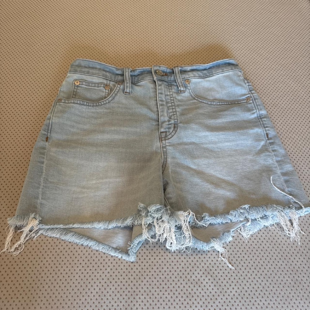 Madewell Light Blue Denim‎ Cut Off Shorts Size 26